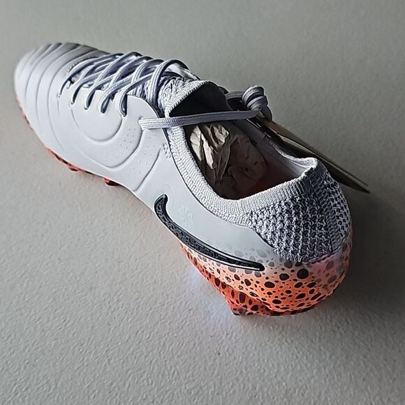 NIB Nike Legend 10 Elite FG OLY Cleated Sneakers, Mens Size 11 - Picture 4 of 9